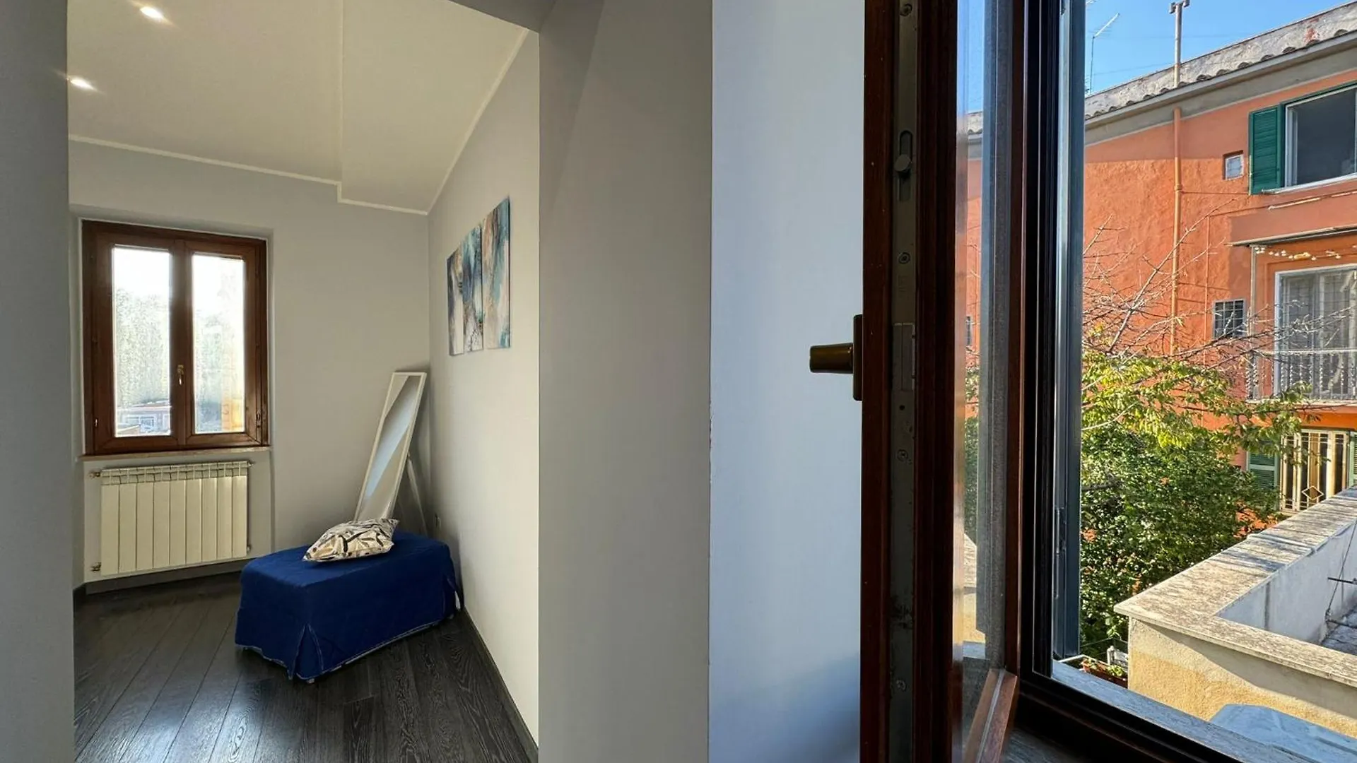 Modern Nest In Rome Quadraro - G&G Apartment 0*,  Ιταλία